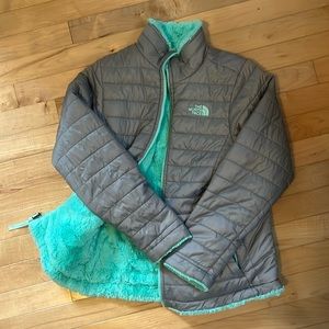 LIKE NEW NORTHFACE REVERSIBLE PUFFER!